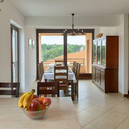 Apartment Oliva Yourcroatiaholiday Premantura Eksteriør billede