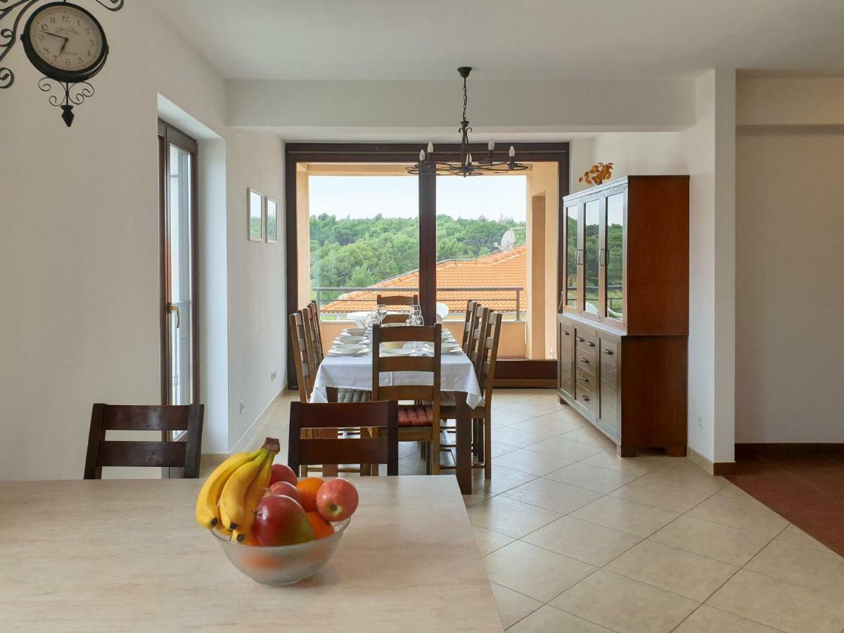 Apartment Oliva Yourcroatiaholiday Premantura Eksteriør billede